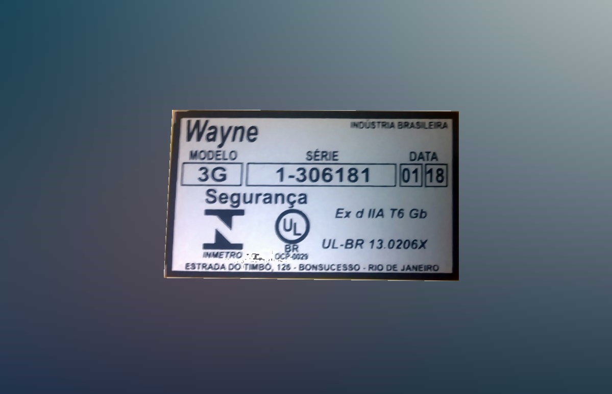 wayne analum policarbonato